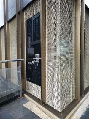 鋼板網廠是專業生產不銹鋼鋼板網、裝飾鋁板網、幕墻鋼板網的廠家